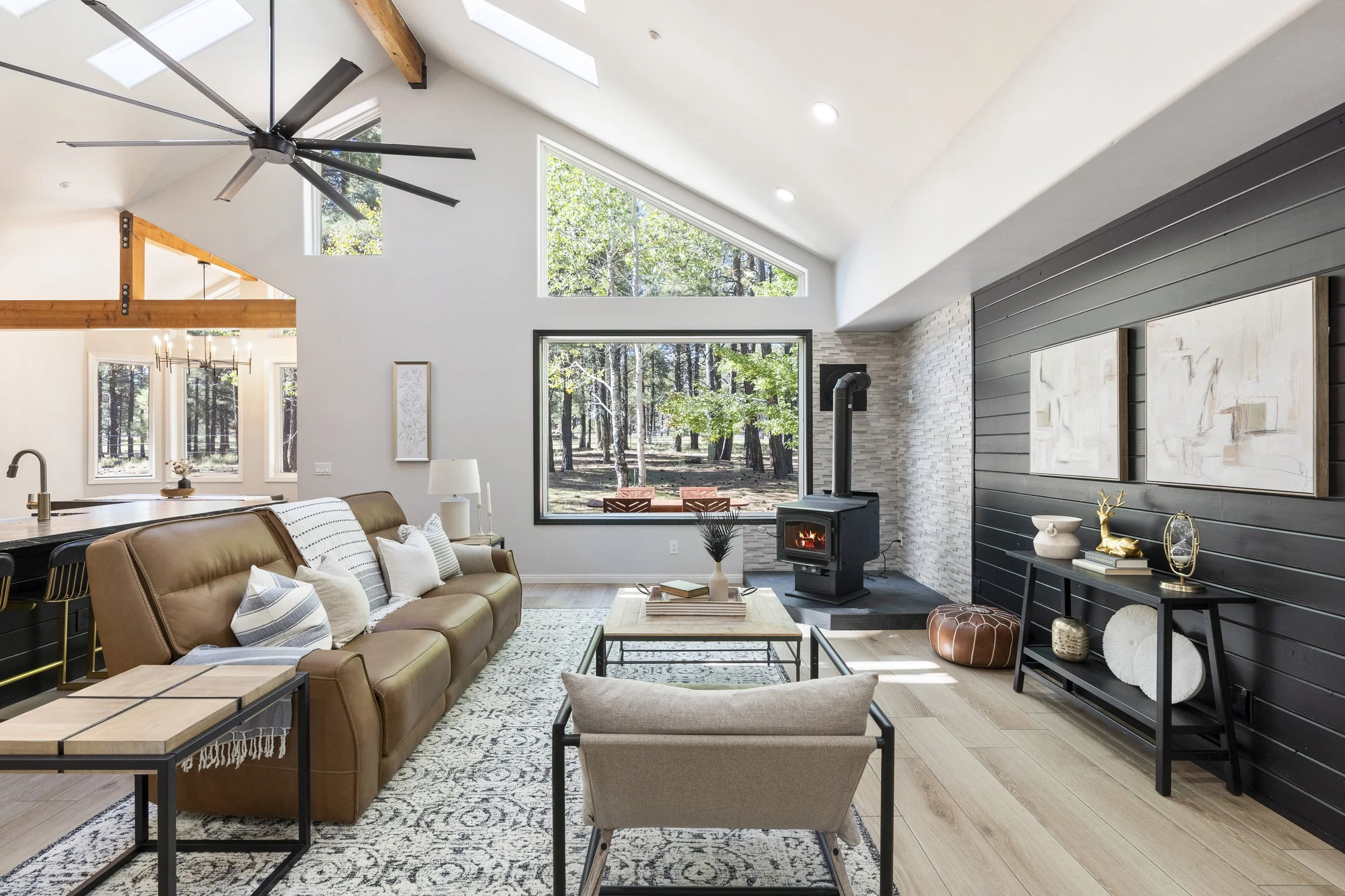 05-cassandra blvd home.JPG