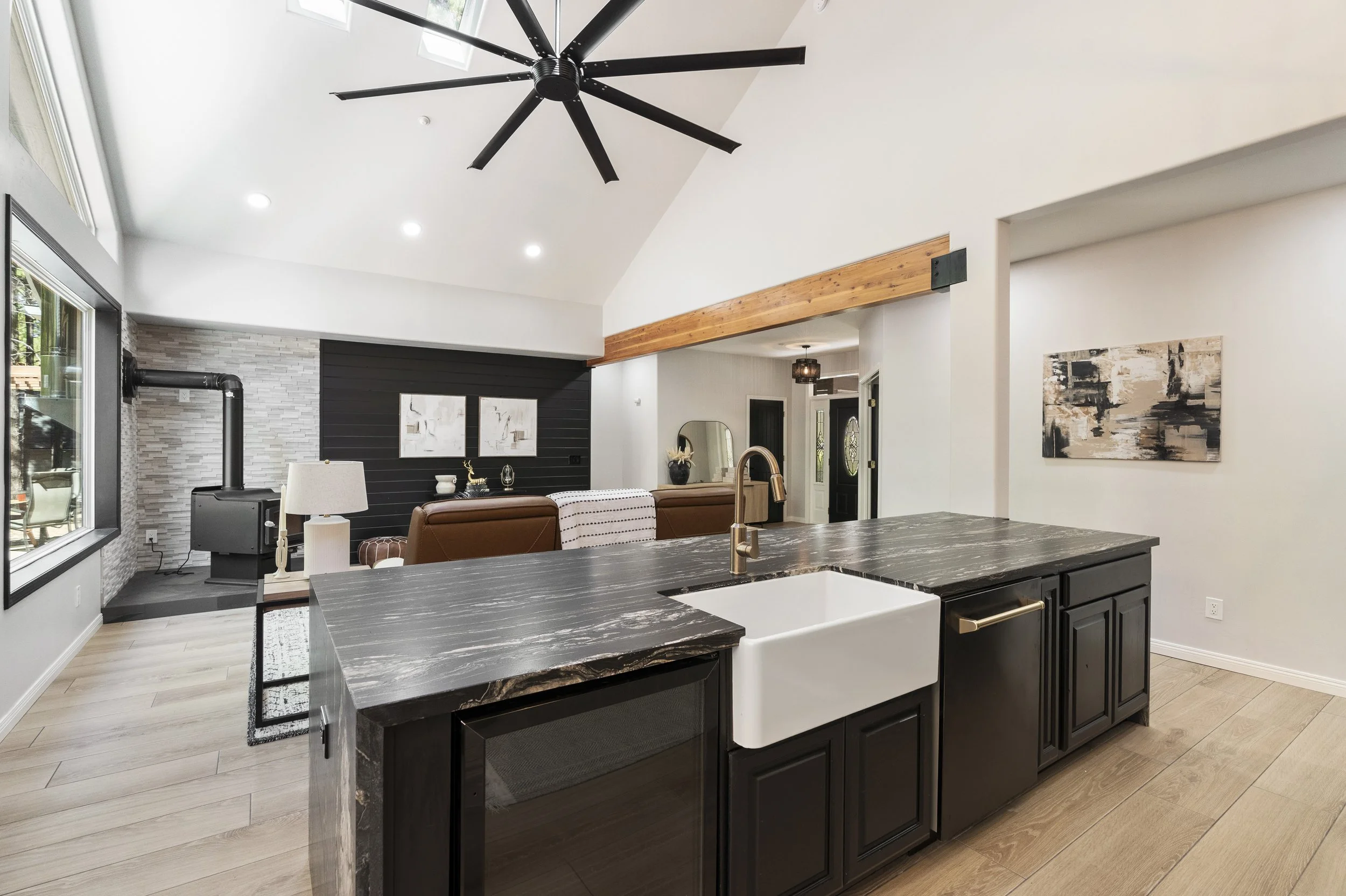 09-cassandra blvd home.JPG