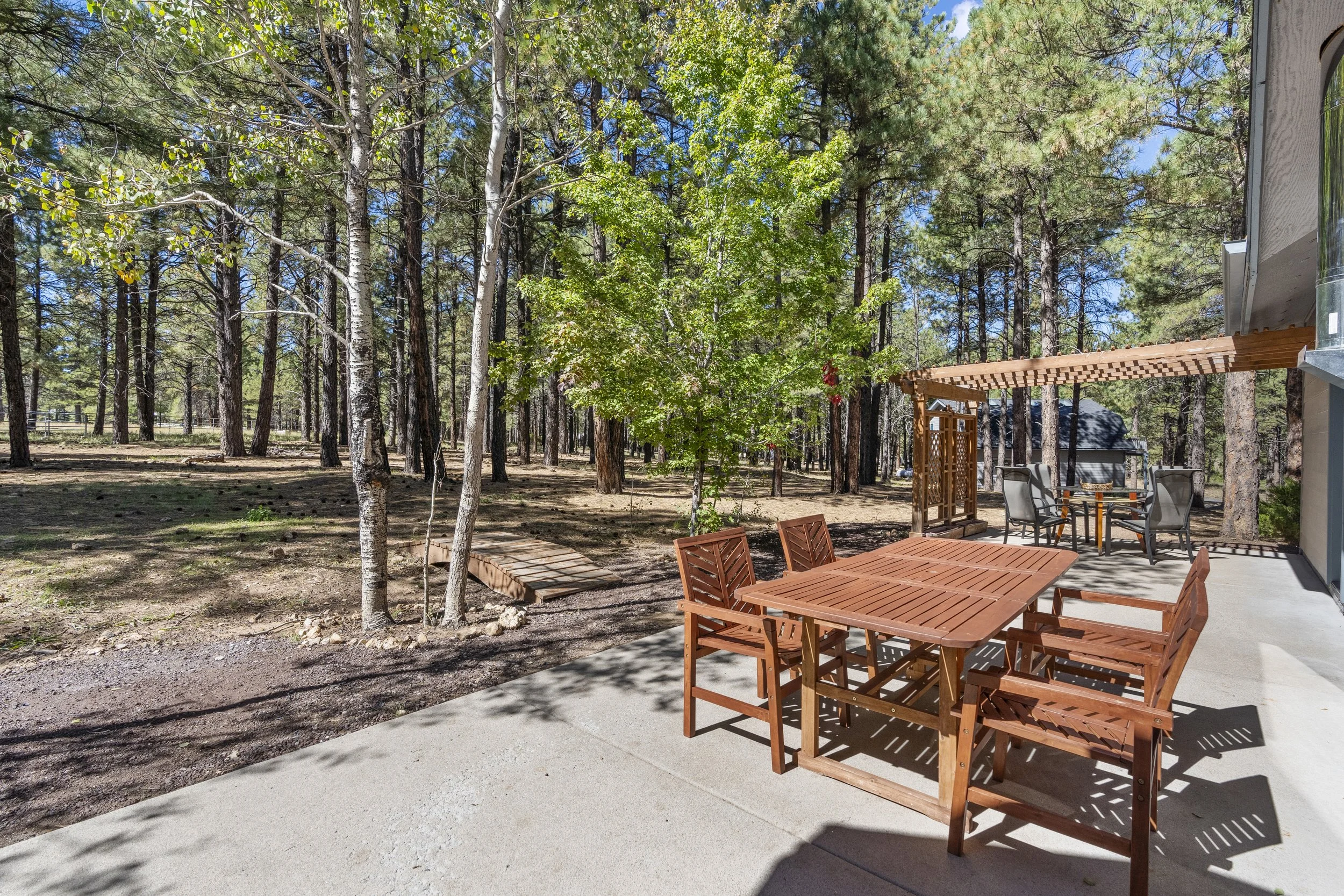 29-cassandra blvd home.JPG