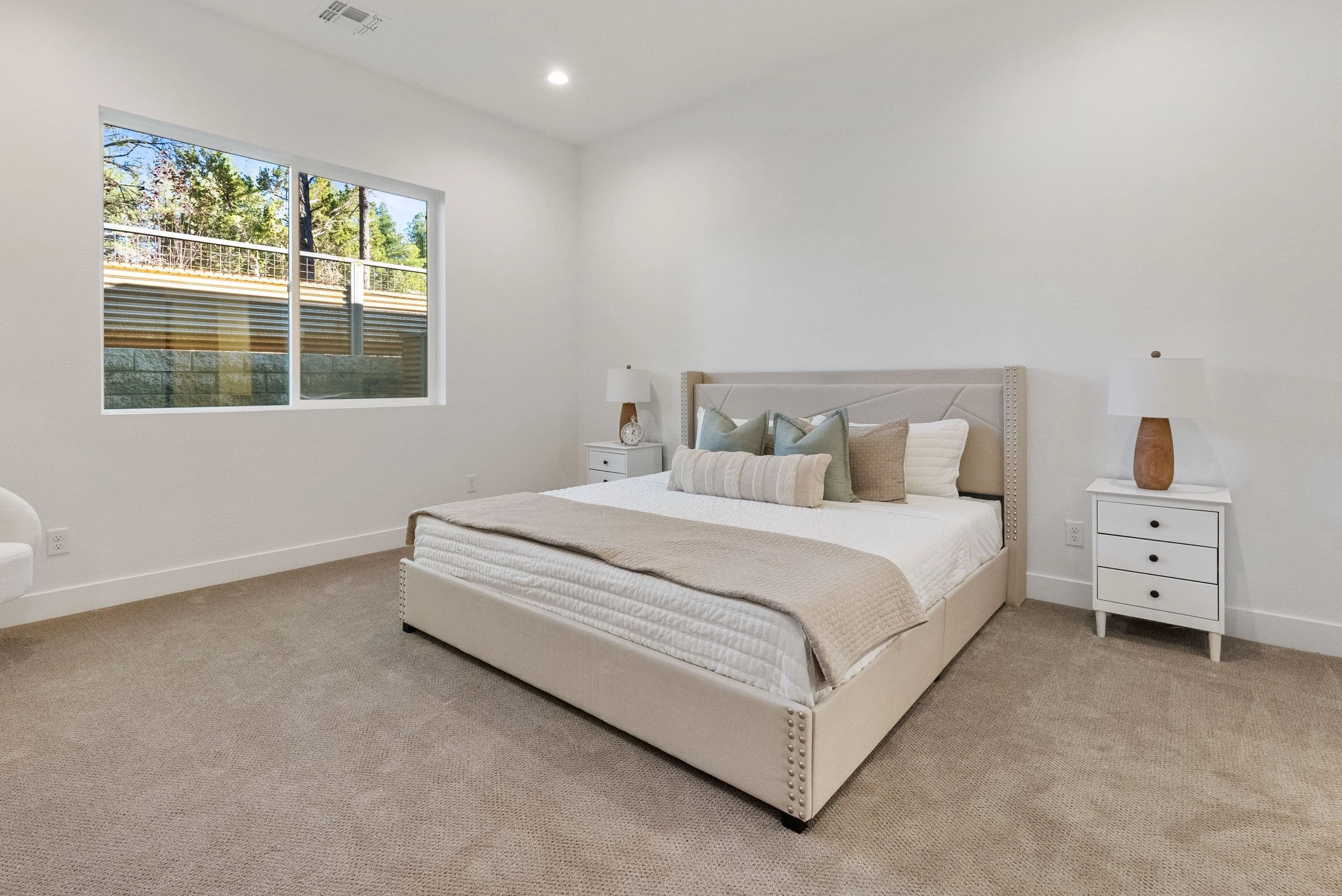 CDR 35- Interior (14).JPEG