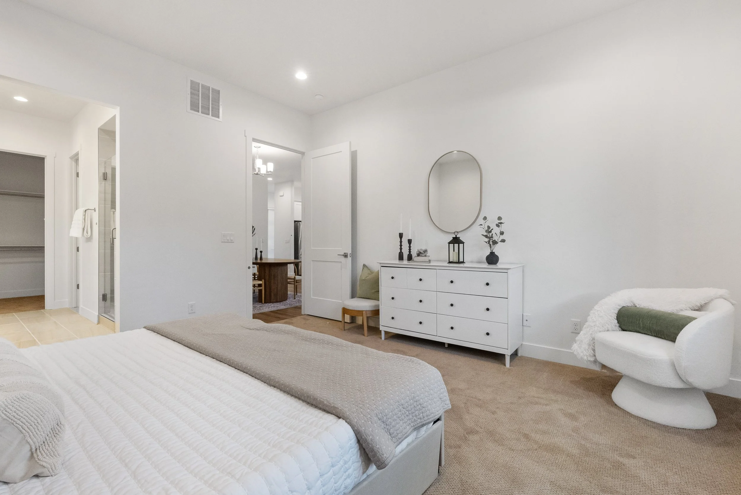 CDR 35- Interior (16).JPEG