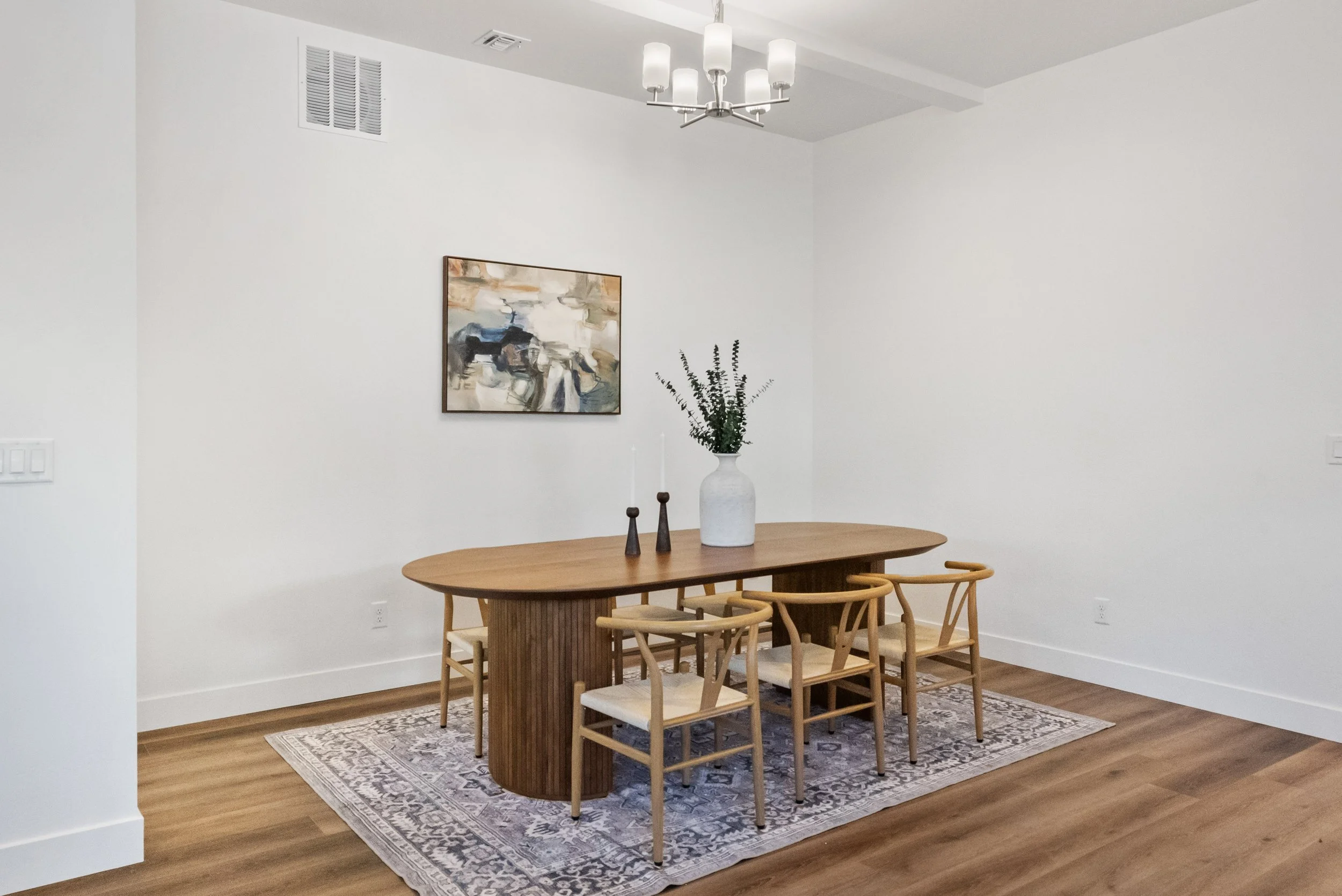 CDR 35- Interior (7).JPEG