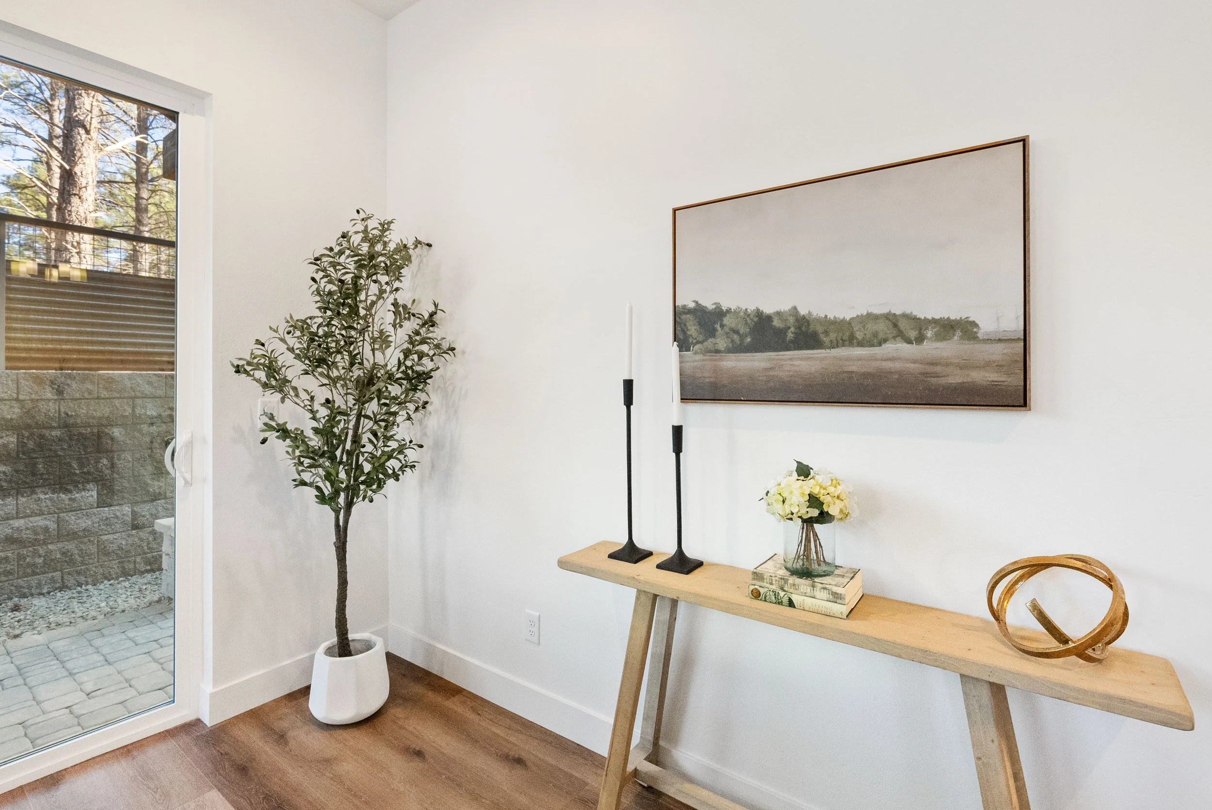 CDR 35- Interior (9).JPEG